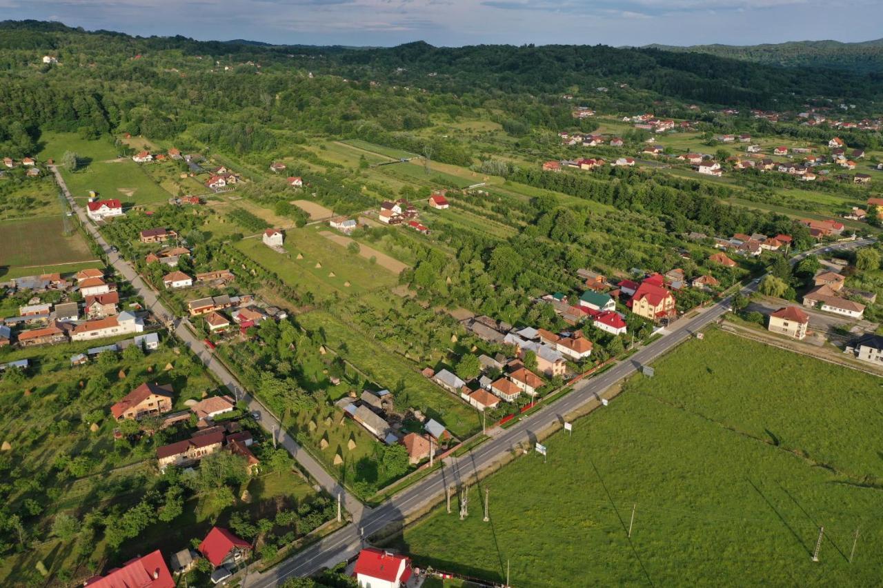 Pensiunea Lacul Albesti Albestii Paminteni Esterno foto